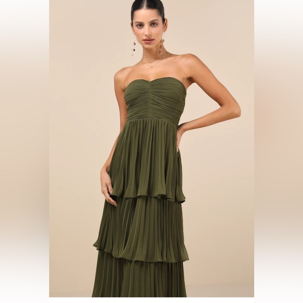 Elegant Olive Green Strapless Dress
